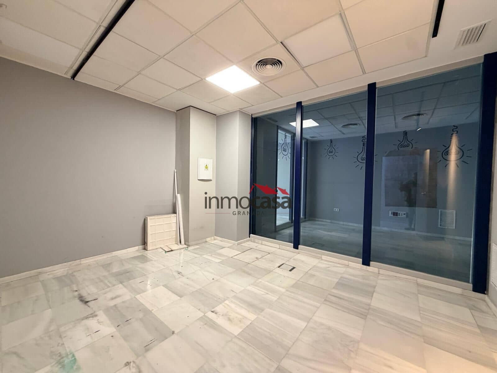 Commercial for rent in Armilla - € 2,650 (Ref: 10166805)