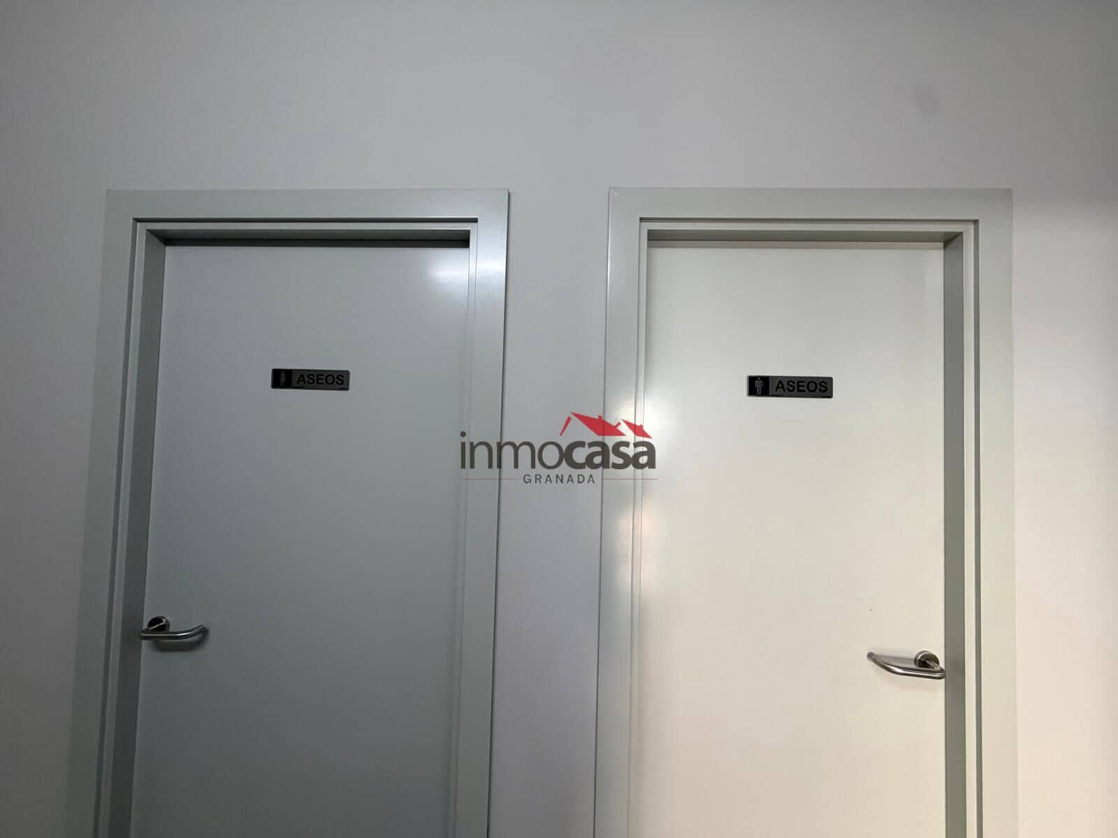 Commercial for rent in Armilla - € 2,650 (Ref: 10166805)