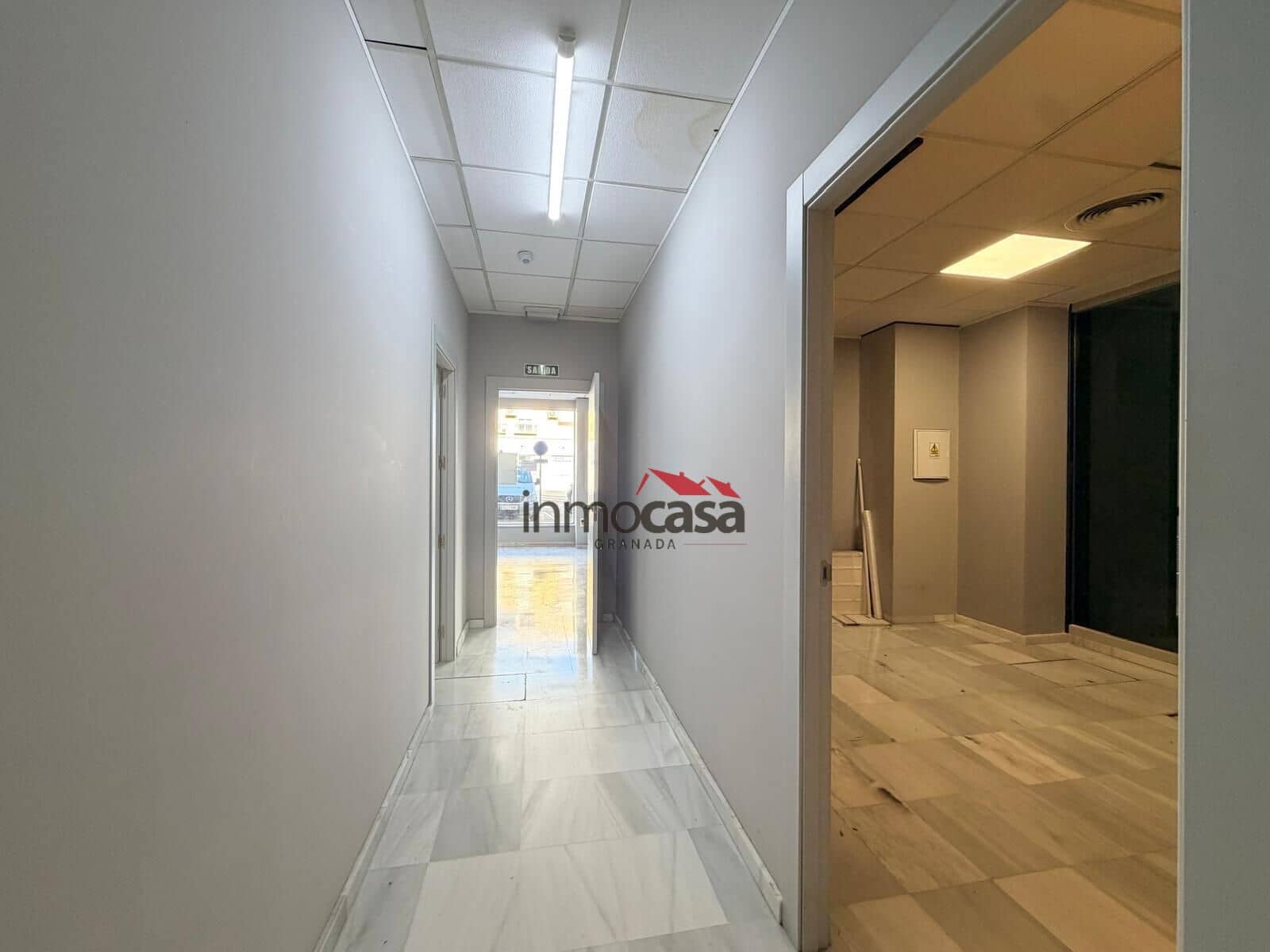 Commercial for rent in Armilla - € 2,650 (Ref: 10166805)