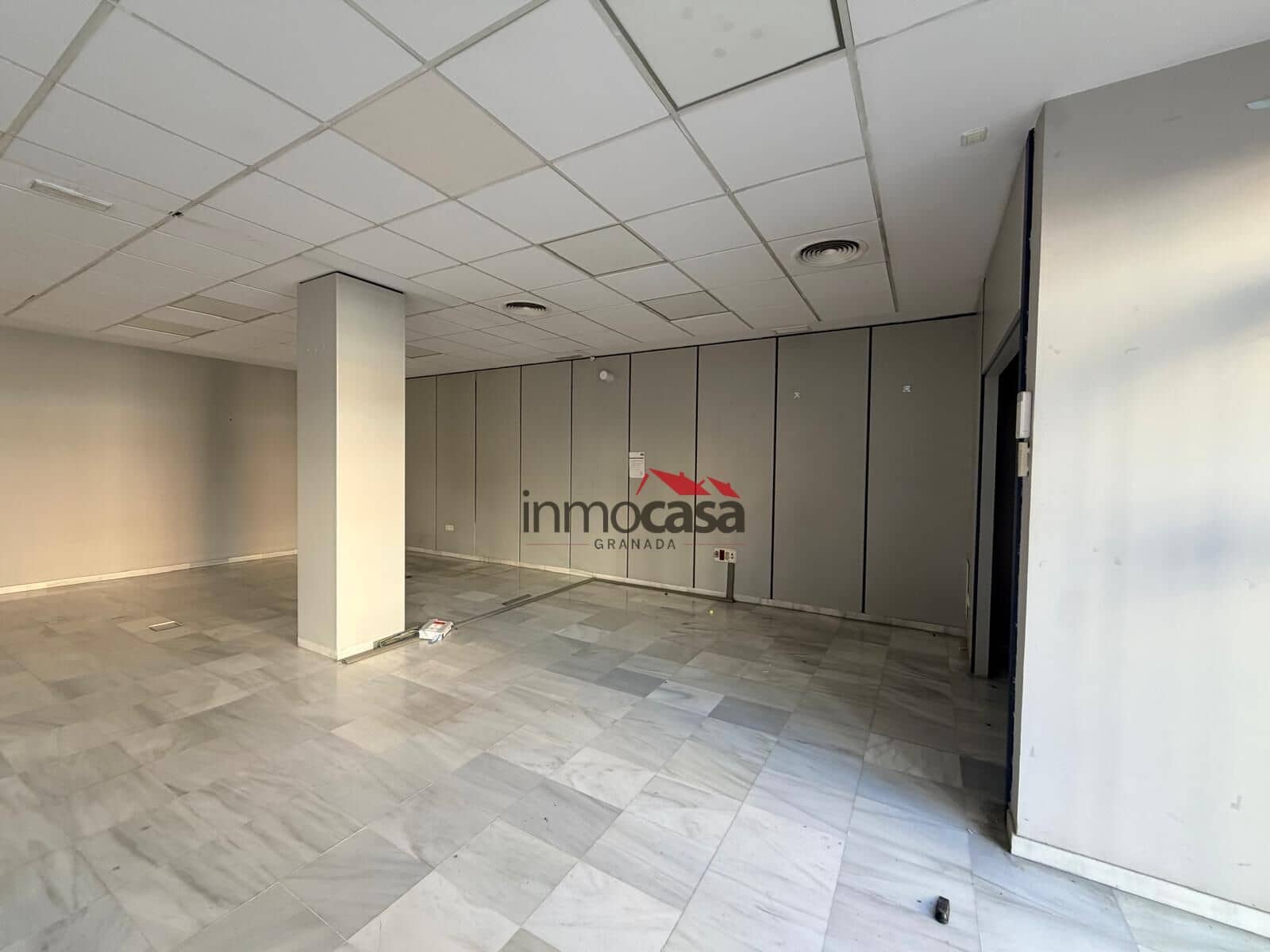 Commercial for rent in Armilla - € 2,650 (Ref: 10166805)