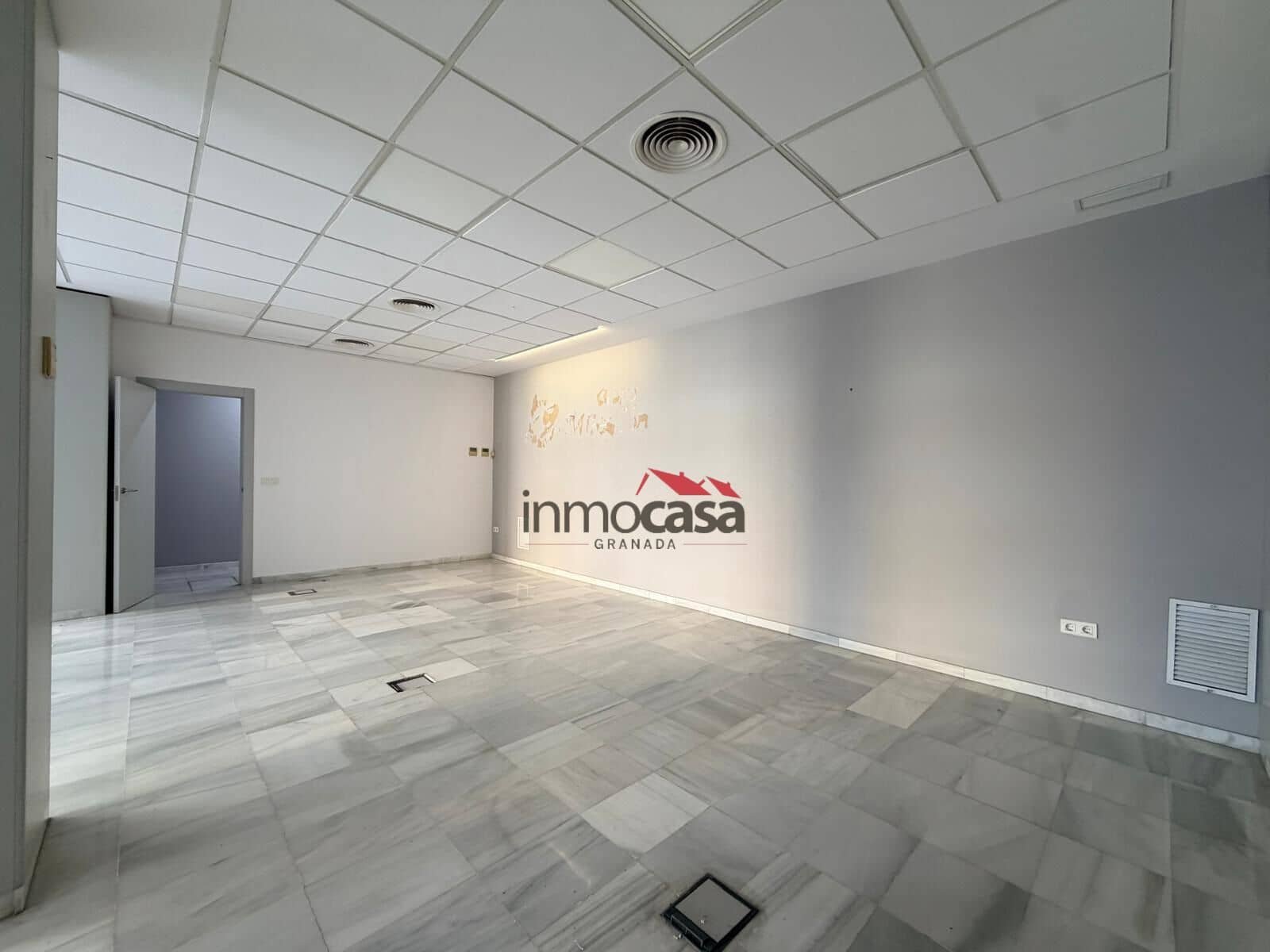 Commercial for rent in Armilla - € 2,650 (Ref: 10166805)