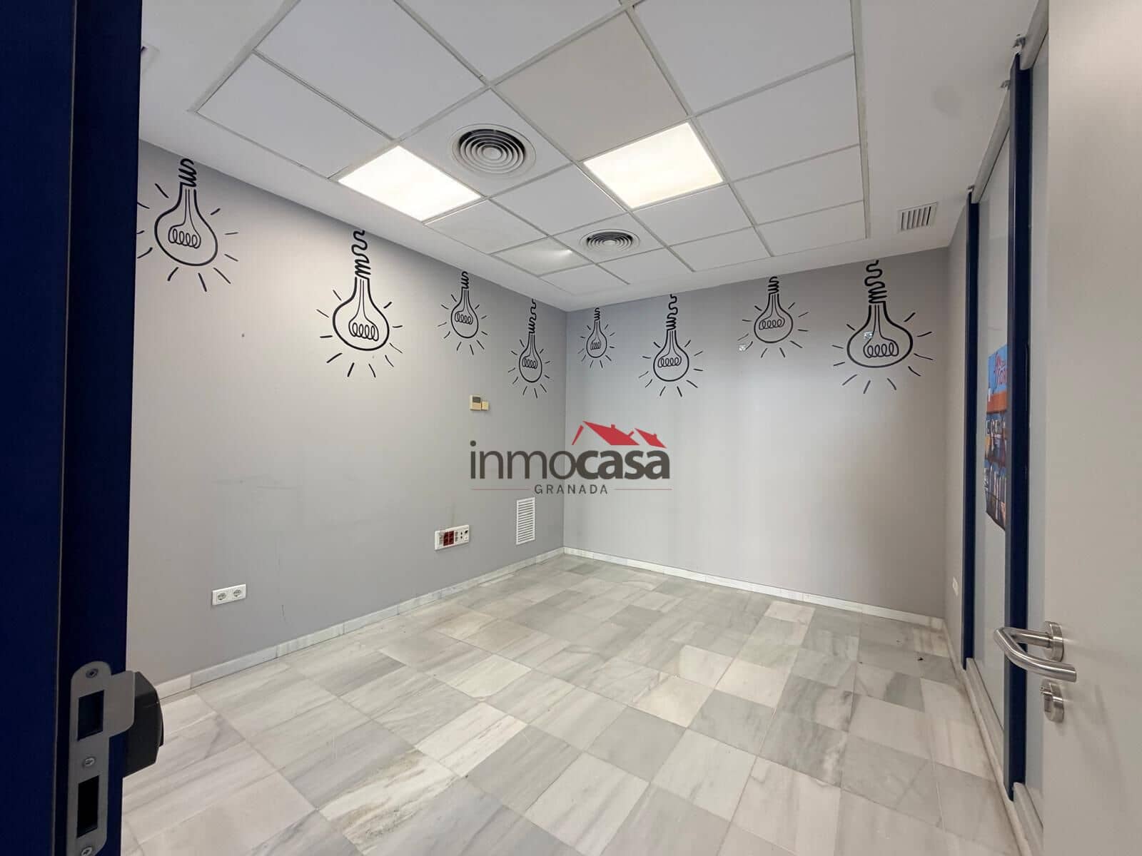 Commercial for rent in Armilla - € 2,650 (Ref: 10166805)