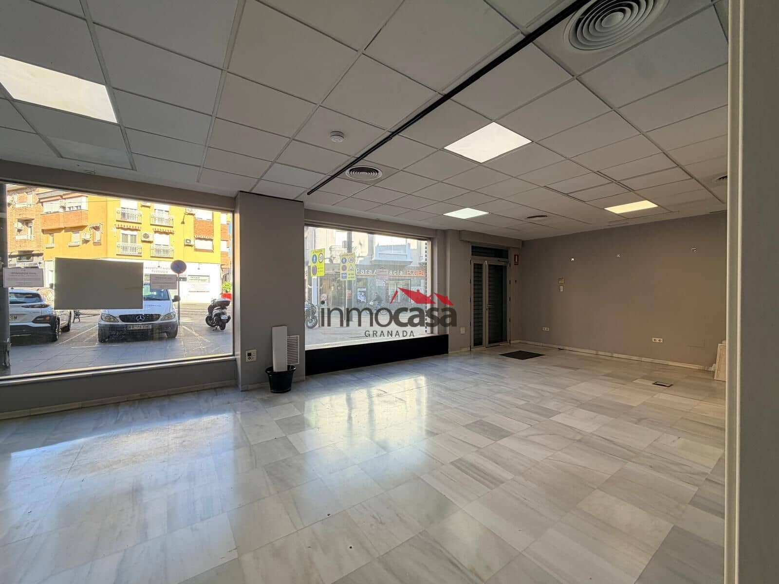Commercial for rent in Armilla - € 2,650 (Ref: 10166805)