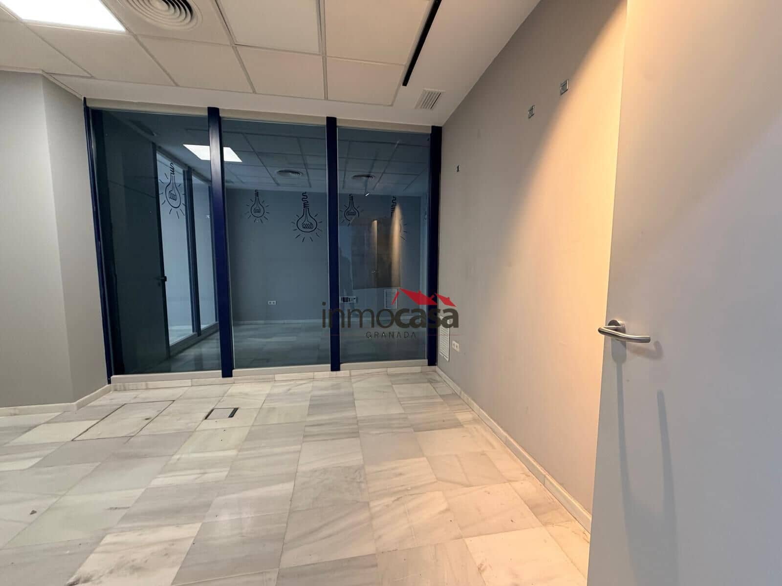 Commercial for rent in Armilla - € 2,650 (Ref: 10166805)