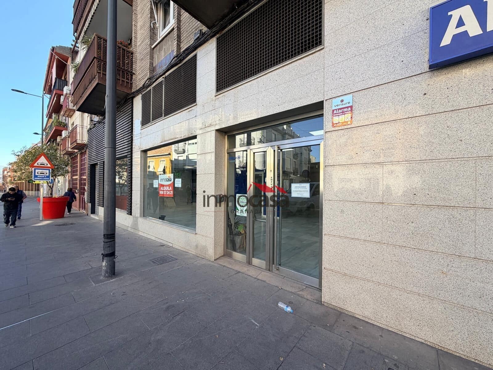 Commercial for rent in Armilla - € 2,650 (Ref: 10166805)