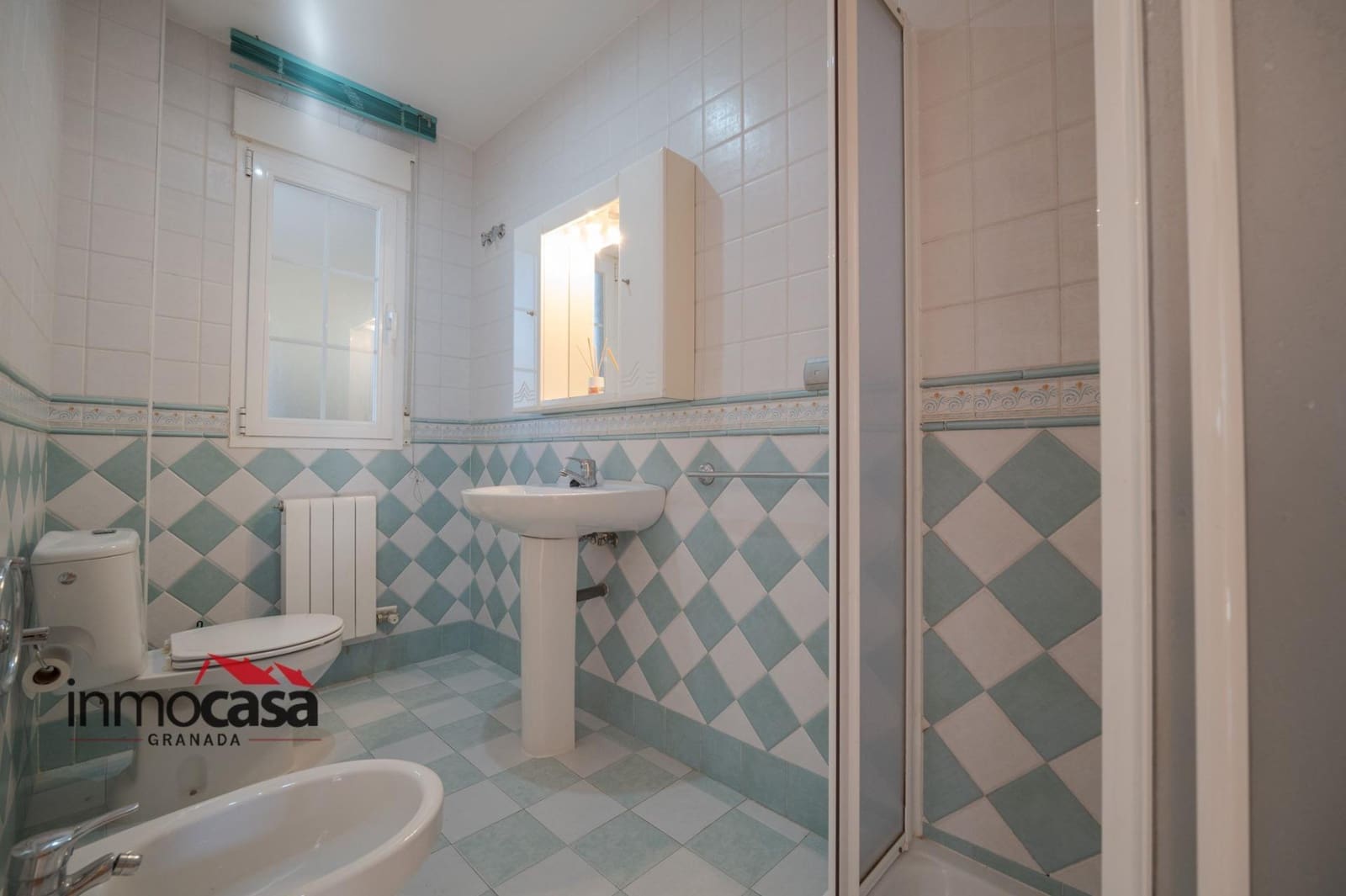 3 bedroom Villa for sale in Las Gabias with pool garage - € 418,000 (Ref: 10171865)