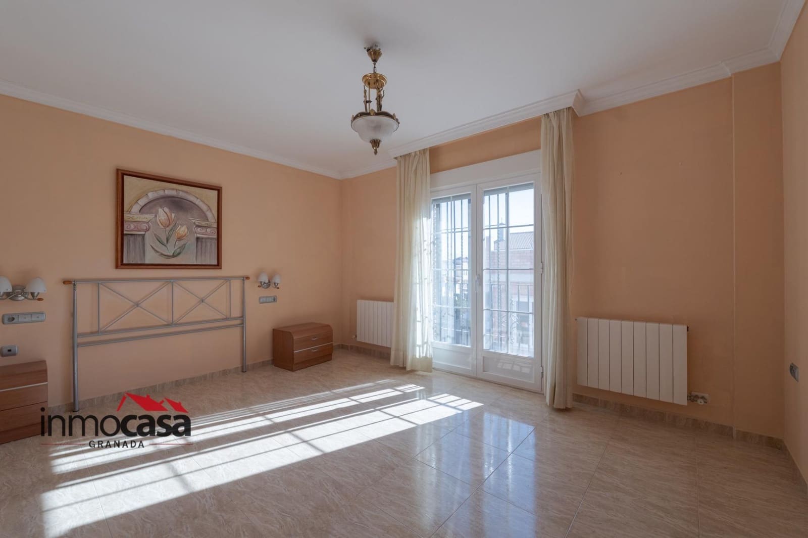 3 bedroom Villa for sale in Las Gabias with pool garage - € 418,000 (Ref: 10171865)