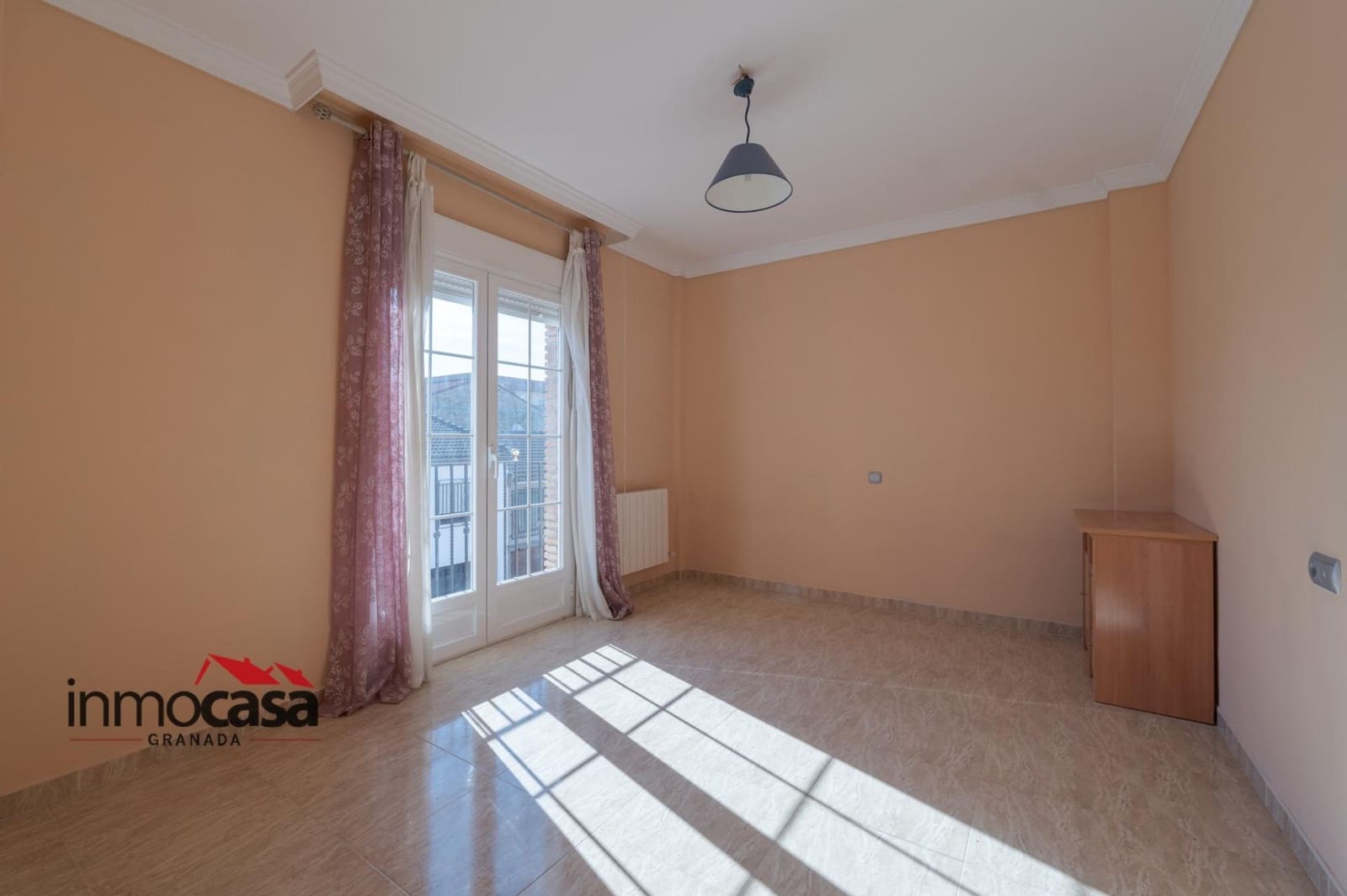 3 bedroom Villa for sale in Las Gabias with pool garage - € 418,000 (Ref: 10171865)
