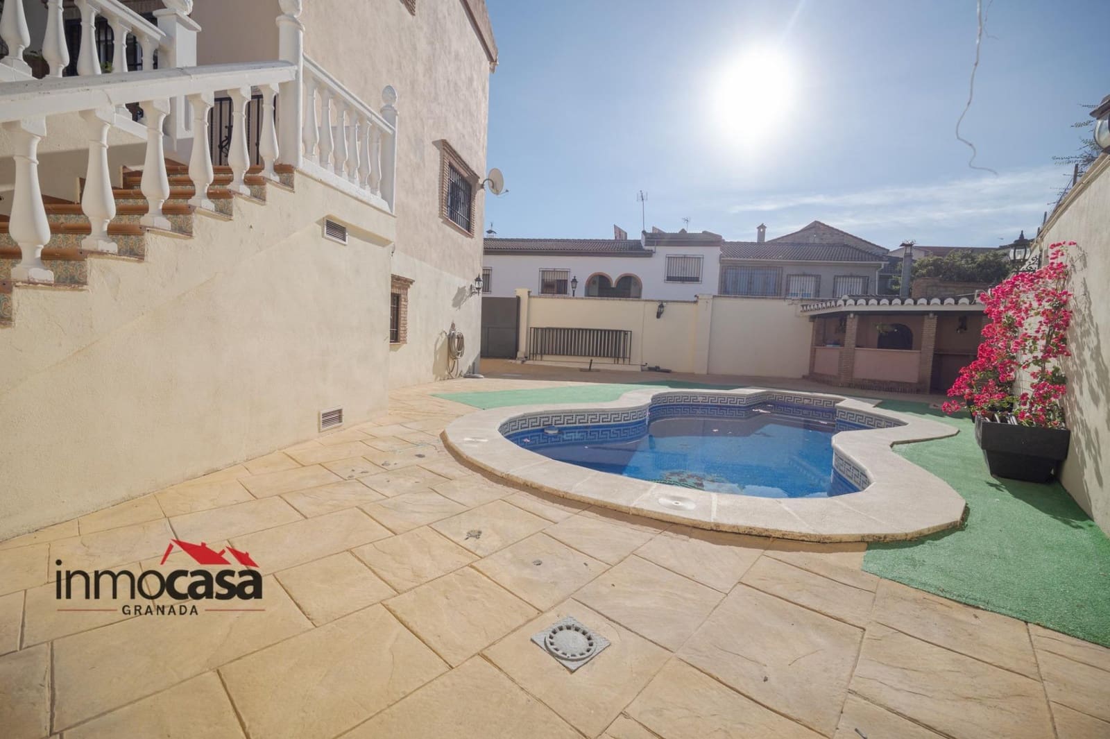 3 bedroom Villa for sale in Las Gabias with pool garage - € 418,000 (Ref: 10171865)