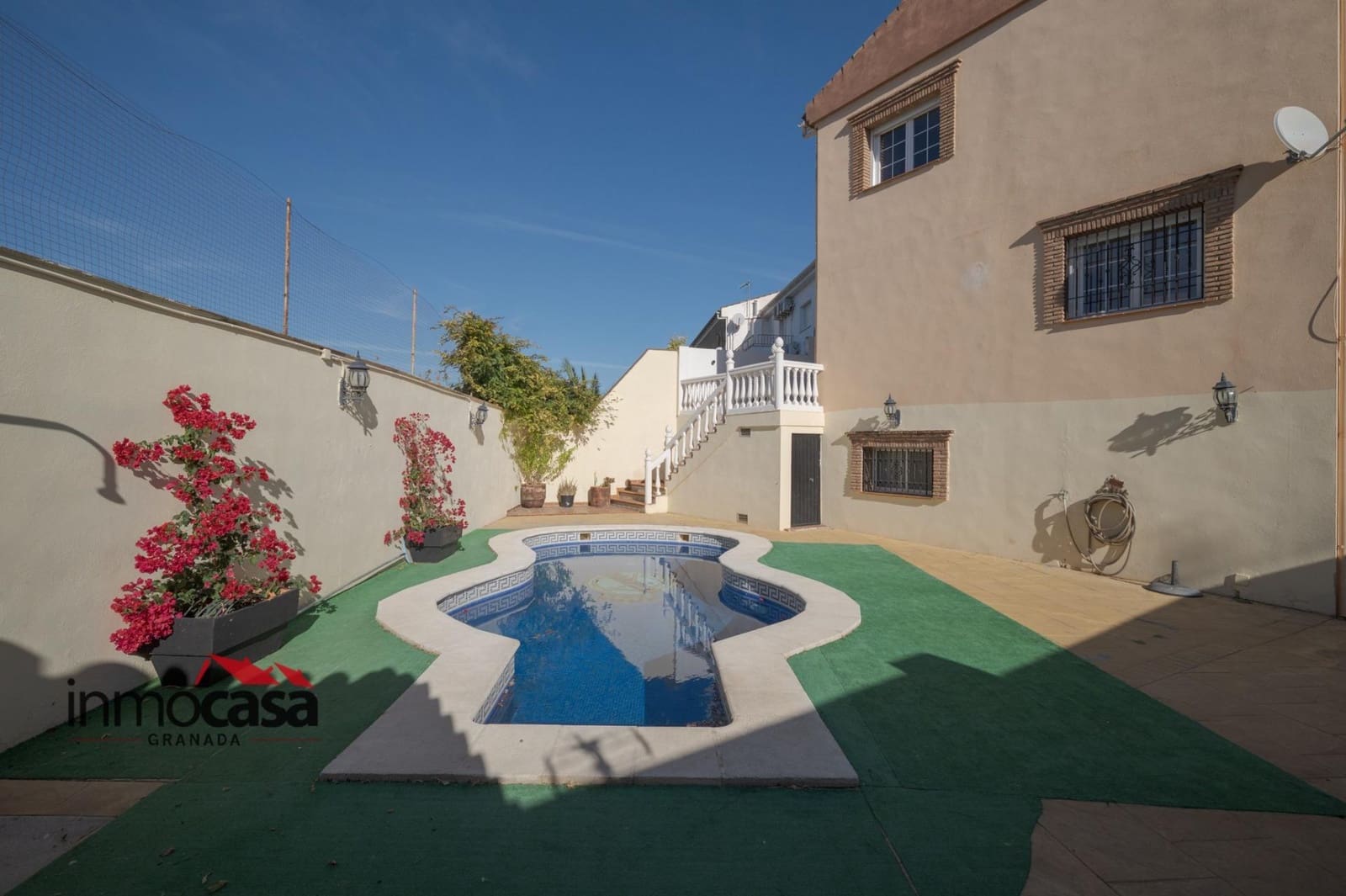 3 bedroom Villa for sale in Las Gabias with pool garage - € 418,000 (Ref: 10171865)