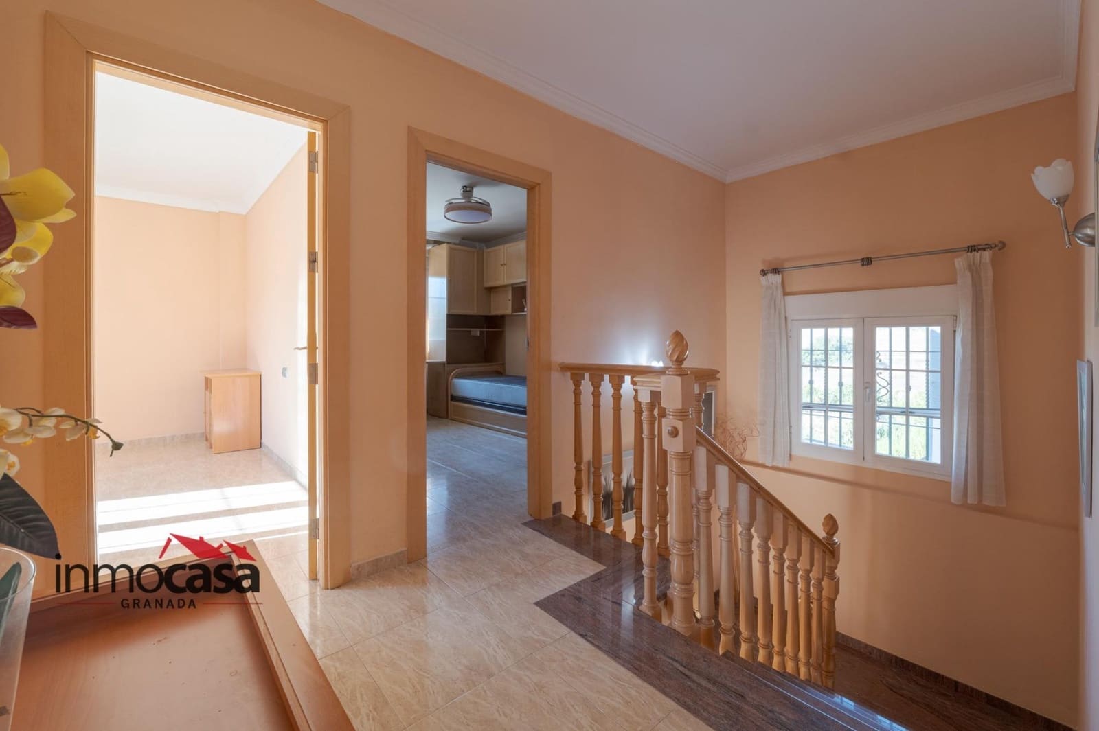 3 bedroom Villa for sale in Las Gabias with pool garage - € 418,000 (Ref: 10171865)