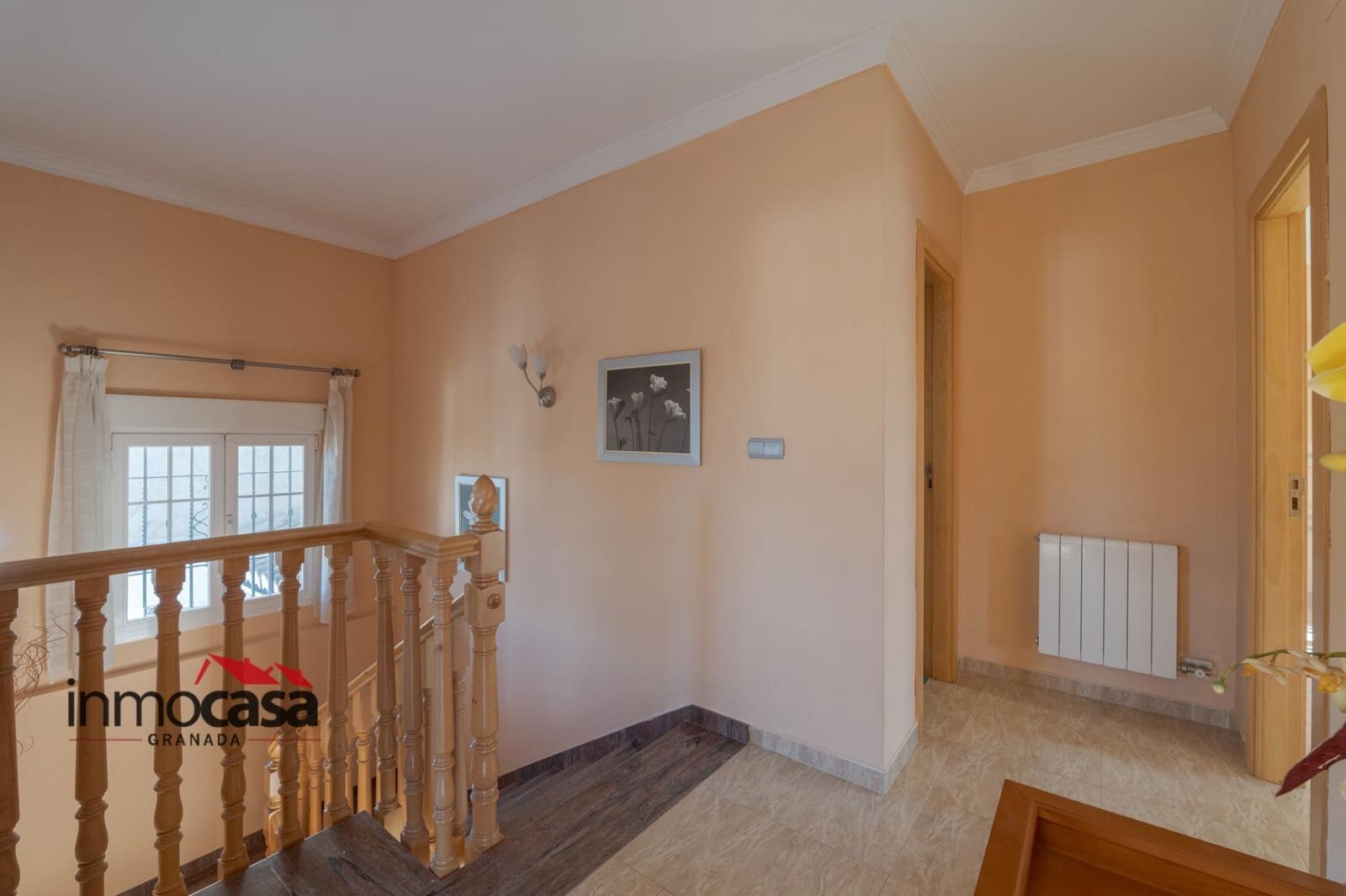 3 bedroom Villa for sale in Las Gabias with pool garage - € 418,000 (Ref: 10171865)