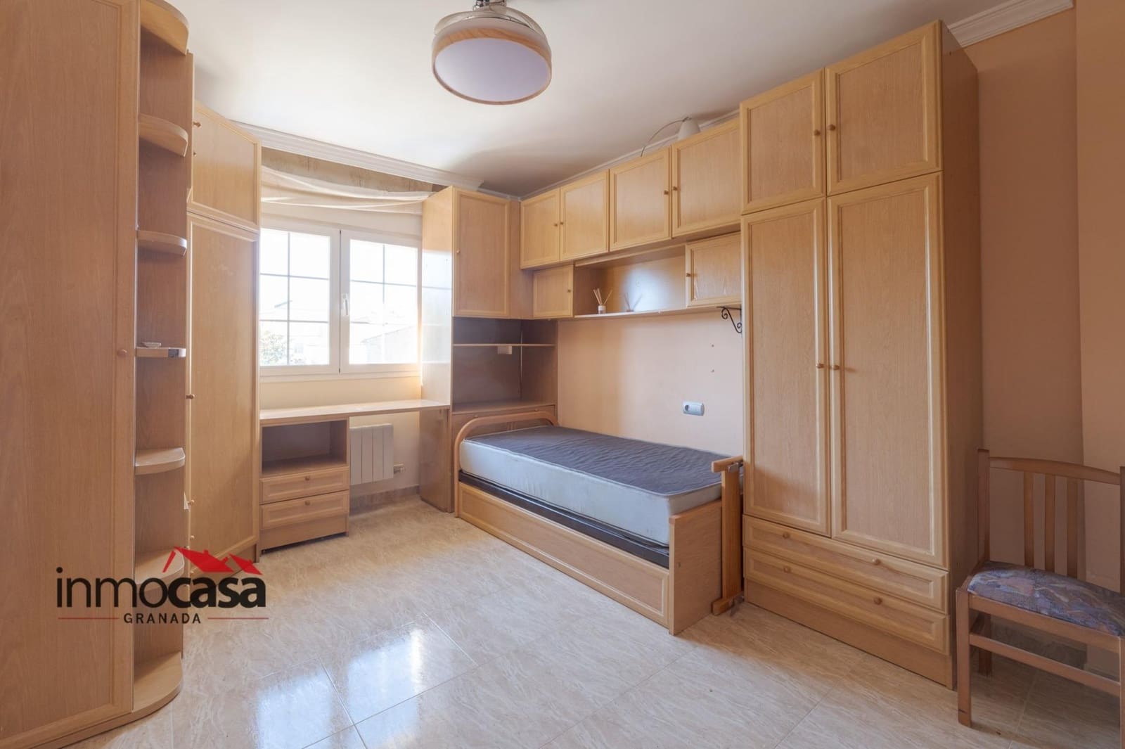 3 bedroom Villa for sale in Las Gabias with pool garage - € 418,000 (Ref: 10171865)