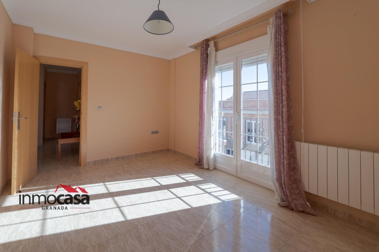 3 bedroom Villa for sale in Las Gabias with pool garage - € 418,000 (Ref: 10171865)
