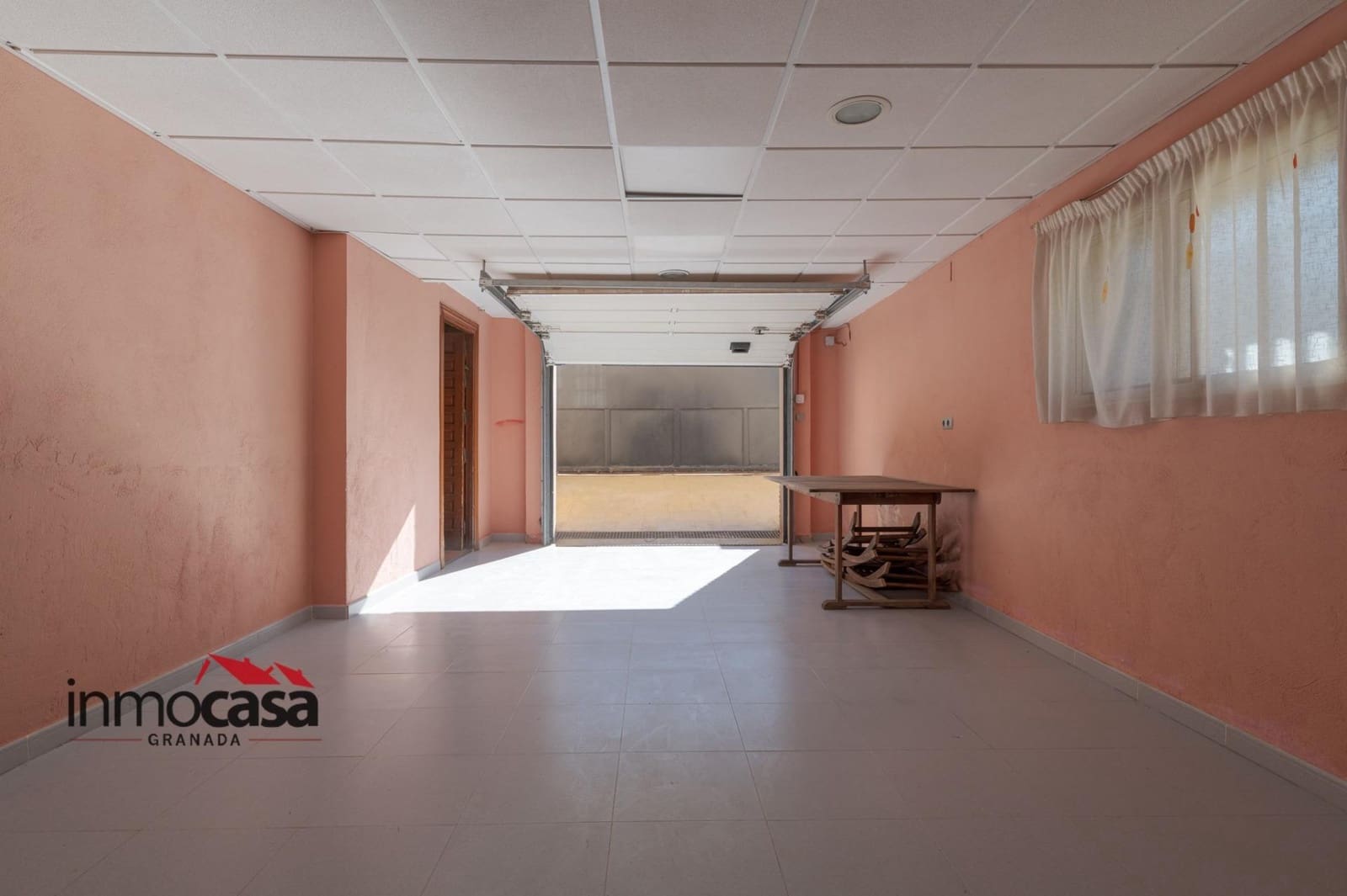 3 bedroom Villa for sale in Las Gabias with pool garage - € 418,000 (Ref: 10171865)