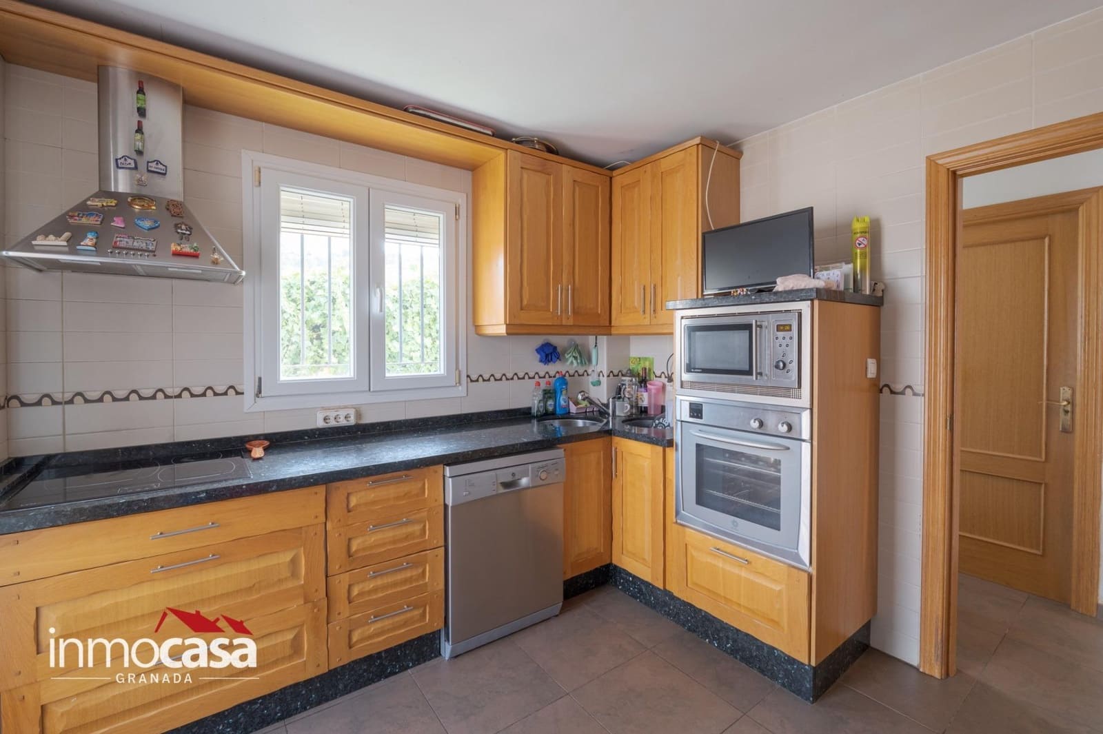 Pareado de 5 habitaciones en Padul en venta con piscina garaje - 305.000 € (Ref: 10171866)