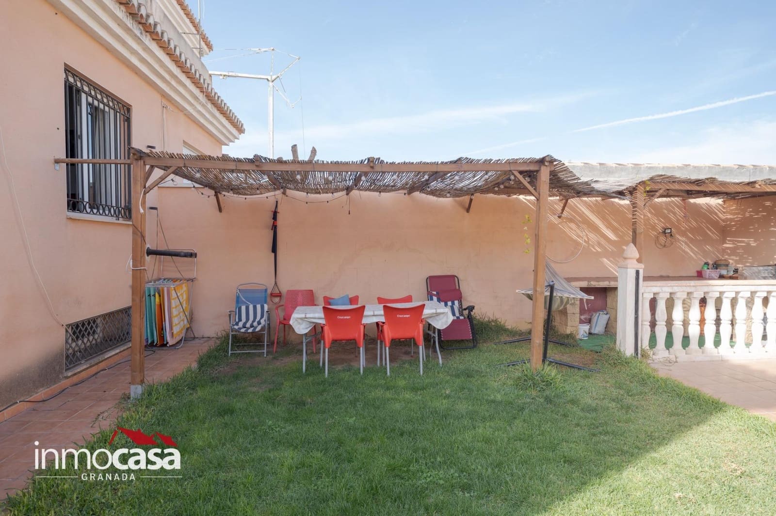 Pareado de 5 habitaciones en Padul en venta con piscina garaje - 305.000 € (Ref: 10171866)