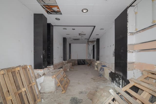 Gewerbe zu verkaufen in Granada Stadt - 179.900 € (Ref: 10171868)
