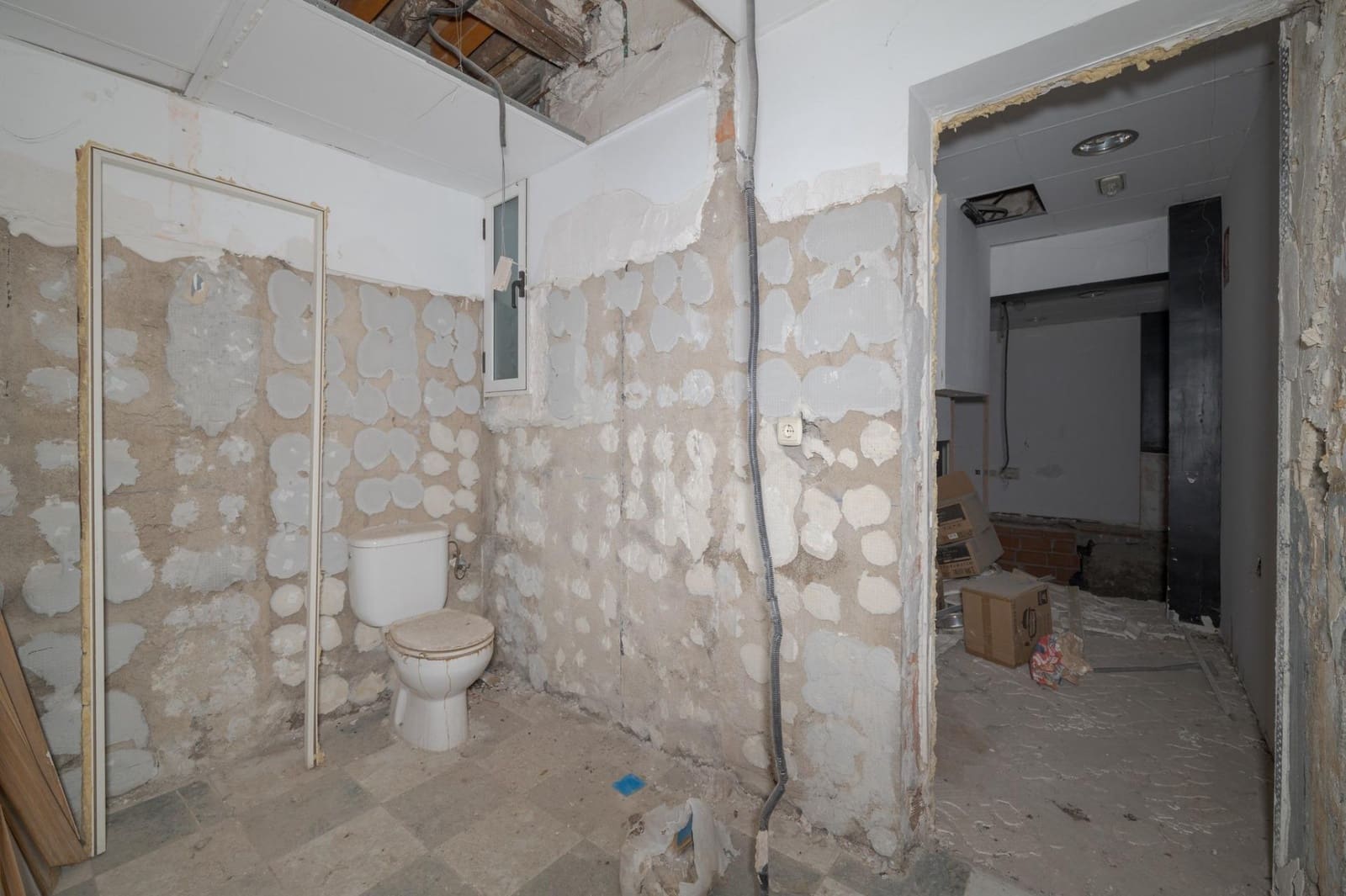 Gewerbe zu verkaufen in Granada Stadt - 179.900 € (Ref: 10171868)