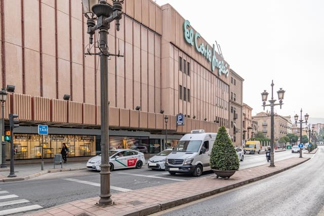 Gewerbe zu verkaufen in Granada Stadt - 179.900 € (Ref: 10171868)
