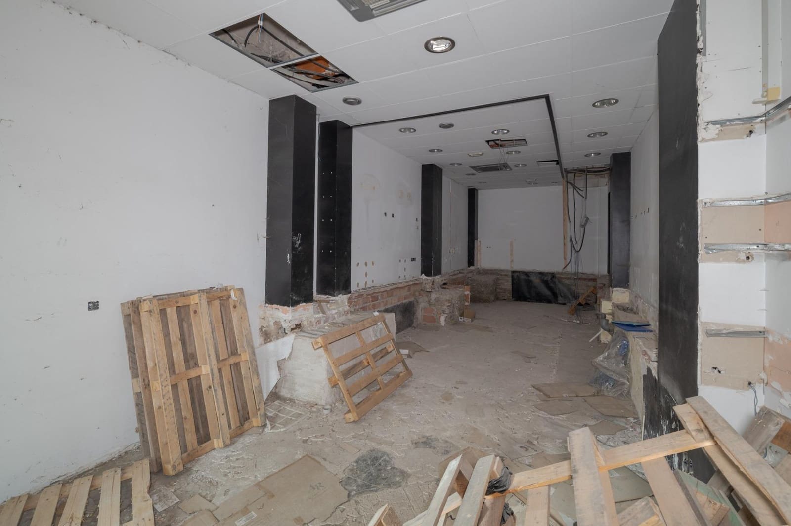Gewerbe zu verkaufen in Granada Stadt - 179.900 € (Ref: 10171868)