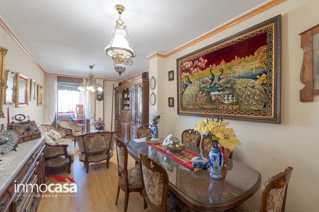 4 chambre Appartement à vendre à Grenade ville avec garage - 350 000 € (Ref: 10177348)