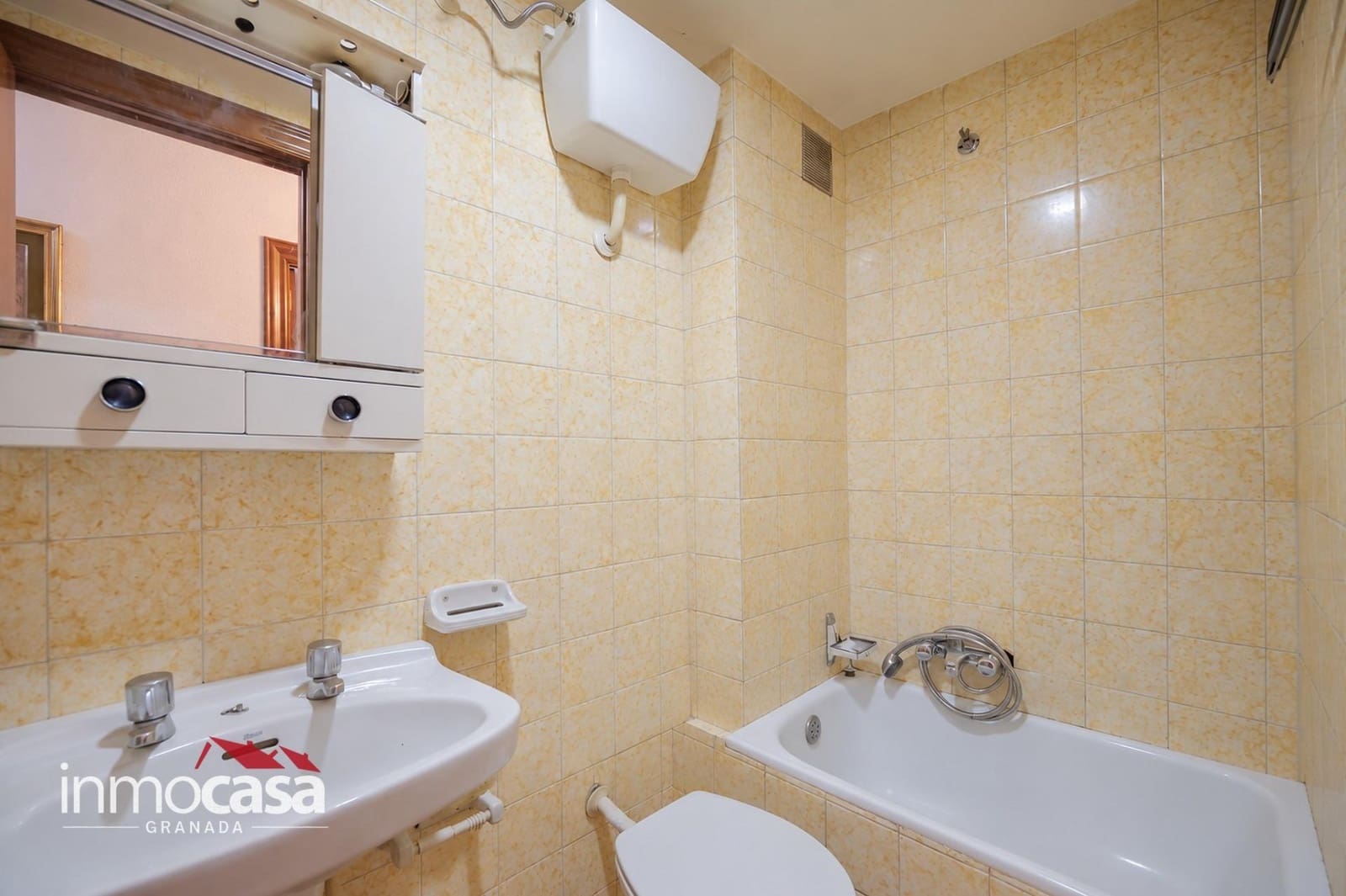4 chambre Appartement à vendre à Grenade ville avec garage - 350 000 € (Ref: 10177348)