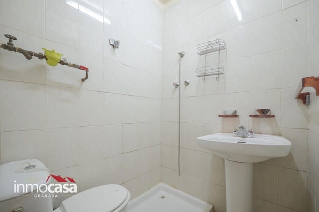 2 sovrum Lägenhet till salu i Granada stad - 84 000 € (Ref: 10177349)