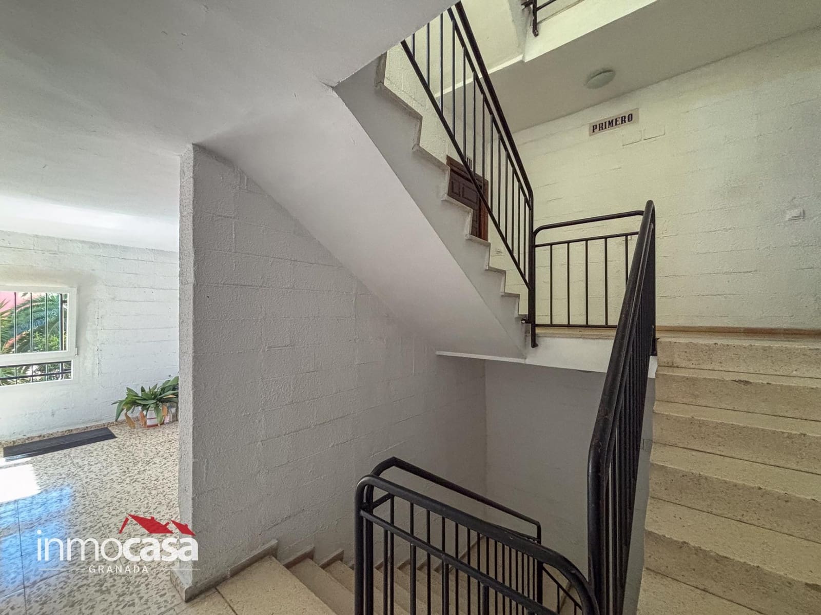 Piso de 3 habitaciones en Granada ciudad en venta - 106.000 € (Ref: 10180762)