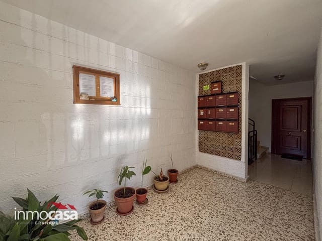 3 bedroom Flat for sale in Granada city - € 106,000 (Ref: 10180762)