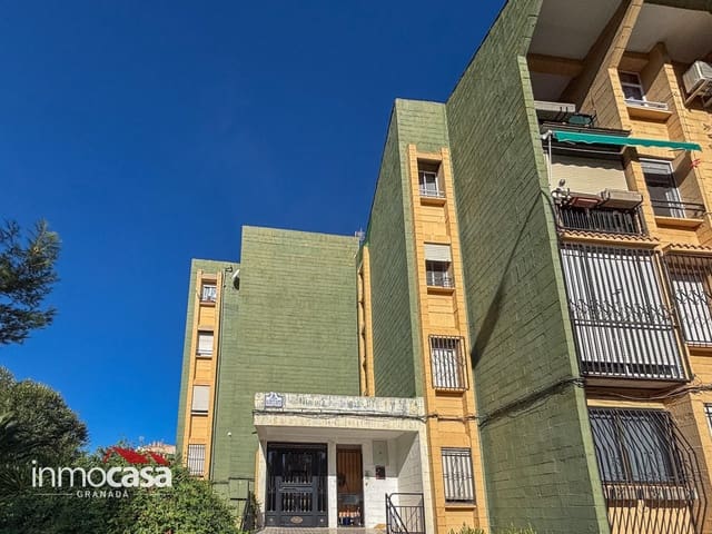 3 bedroom Flat for sale in Granada city - € 106,000 (Ref: 10180762)
