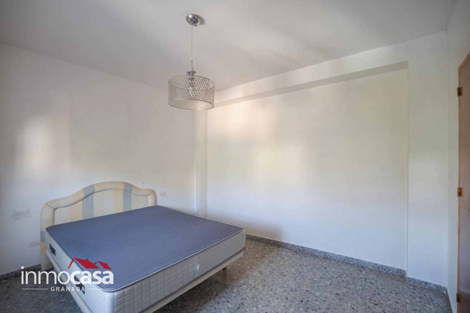 3 makuuhuone Rivitalo myytävänä paikassa Durcal - 90 000 € (Ref: 10183050)
