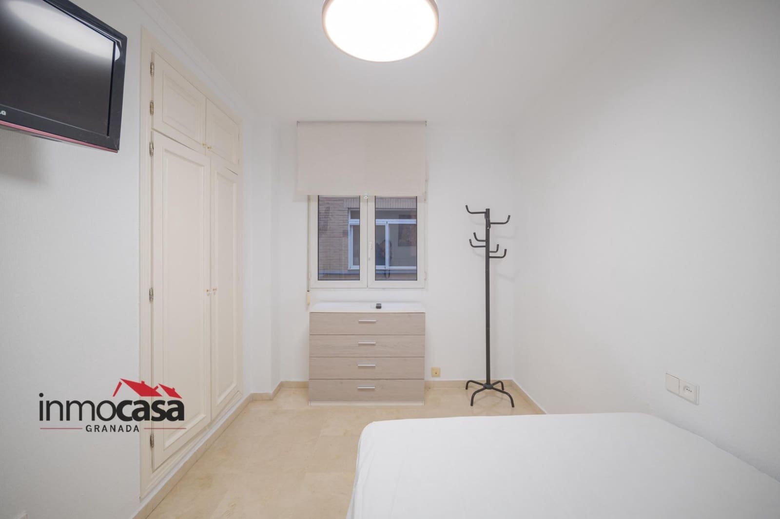 2 sovrum Lägenhet att hyra i Granada stad med garage - 1 450 € (Ref: 10185088)