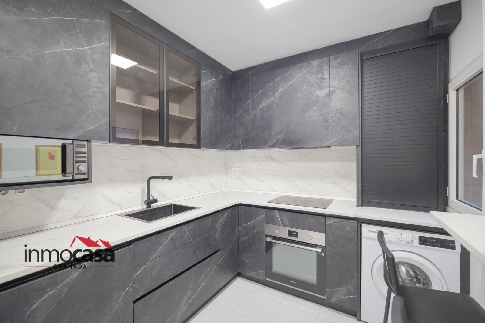 2 sovrum Lägenhet att hyra i Granada stad med garage - 1 450 € (Ref: 10185088)