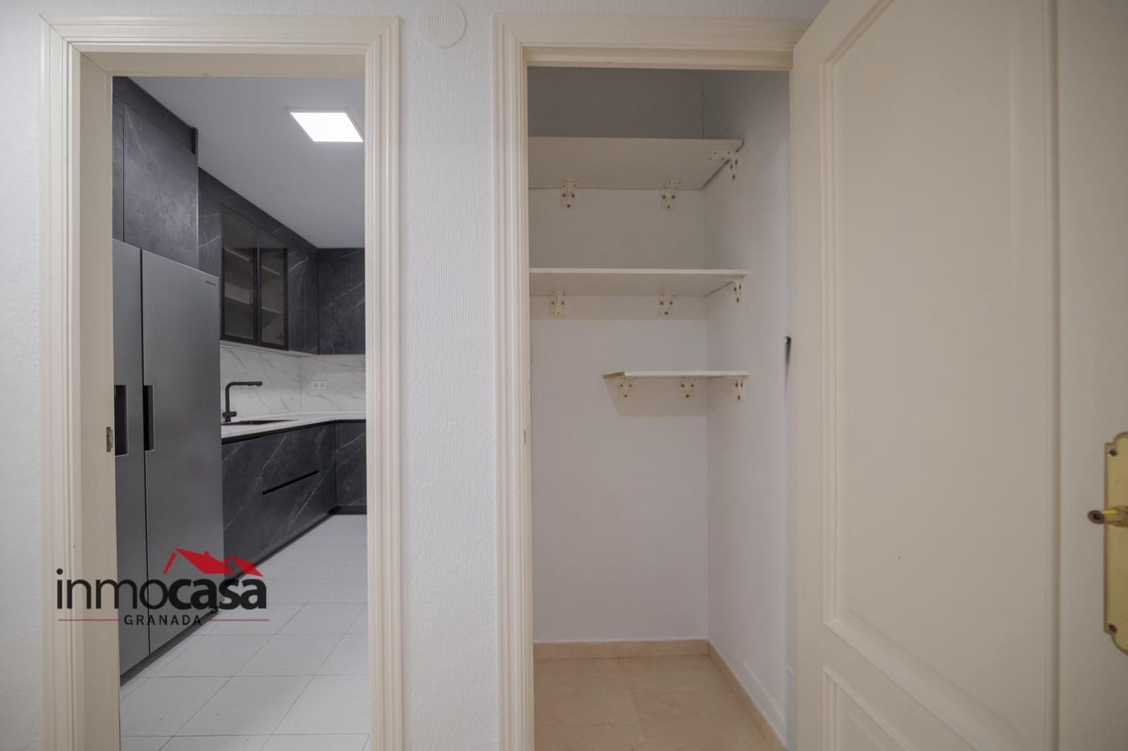 2 sovrum Lägenhet att hyra i Granada stad med garage - 1 450 € (Ref: 10185088)