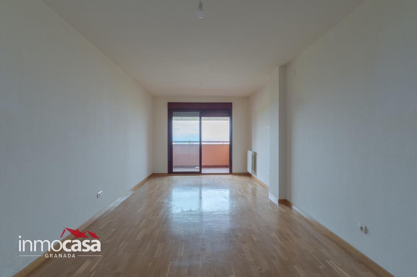 Appartement de 3 chambres à louer à Grenade ville avec piscine garage - 1 400 € (Ref: 10187247)