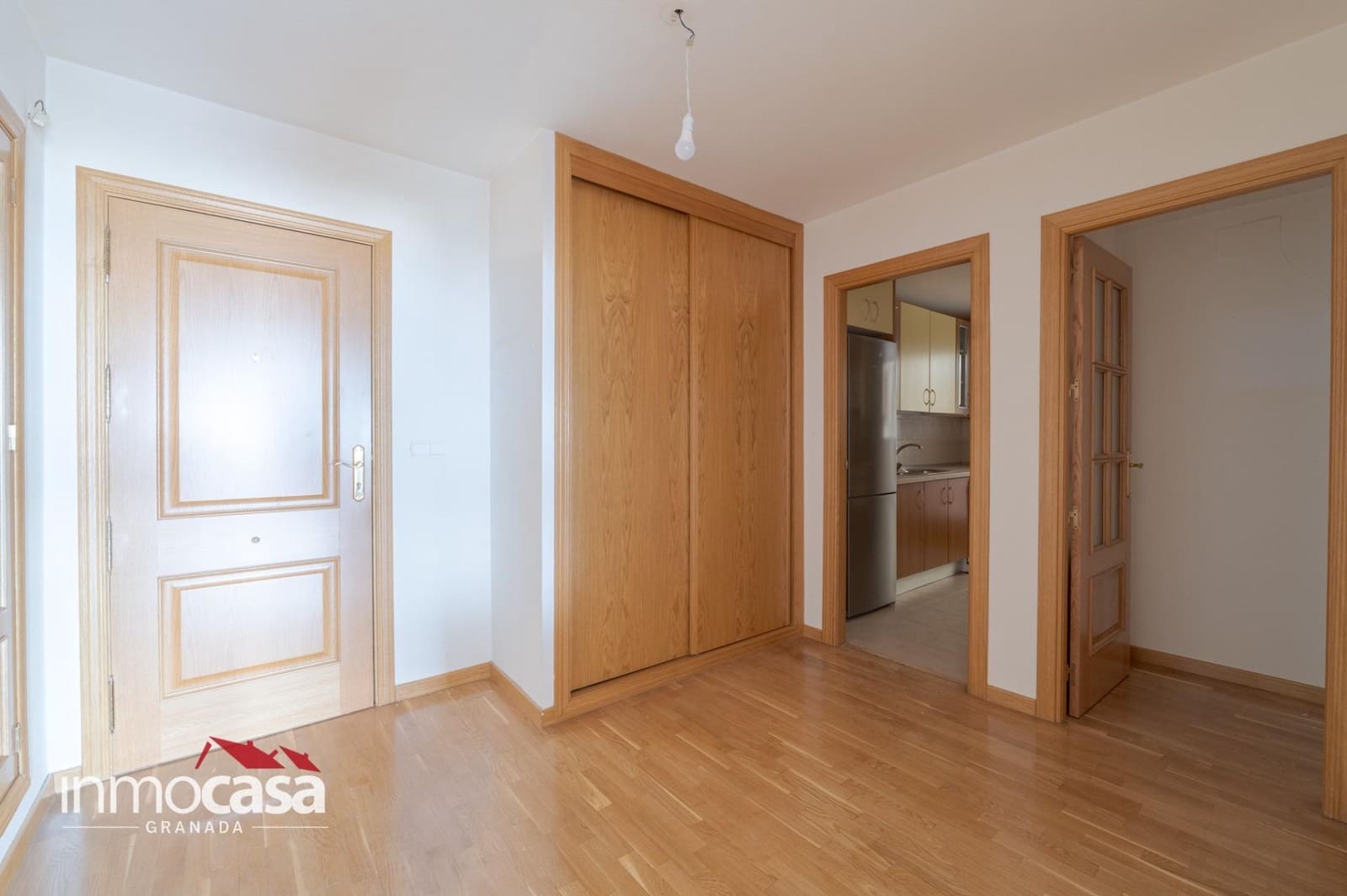 Appartement de 3 chambres à louer à Grenade ville avec piscine garage - 1 400 € (Ref: 10187247)