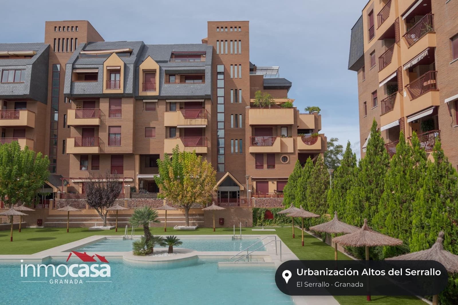 Appartement de 3 chambres à louer à Grenade ville avec piscine garage - 1 400 € (Ref: 10187247)