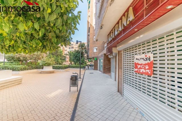 Commercial for sale in Cervantes, Granada city - € 314,000 (Ref: 8162028)
