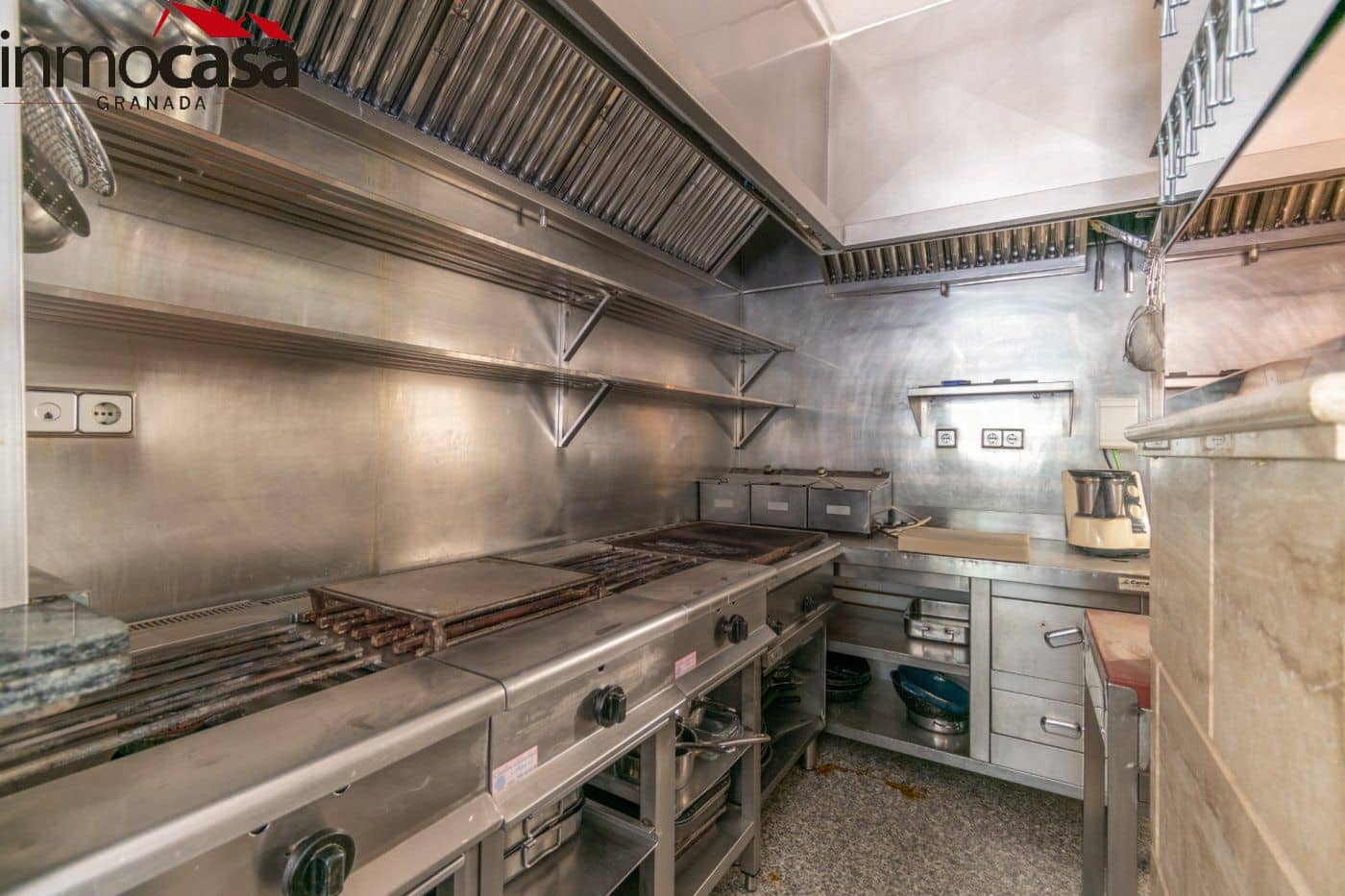 Erhverv til salg i Granada by - € 314.000 (Ref: 8162028)