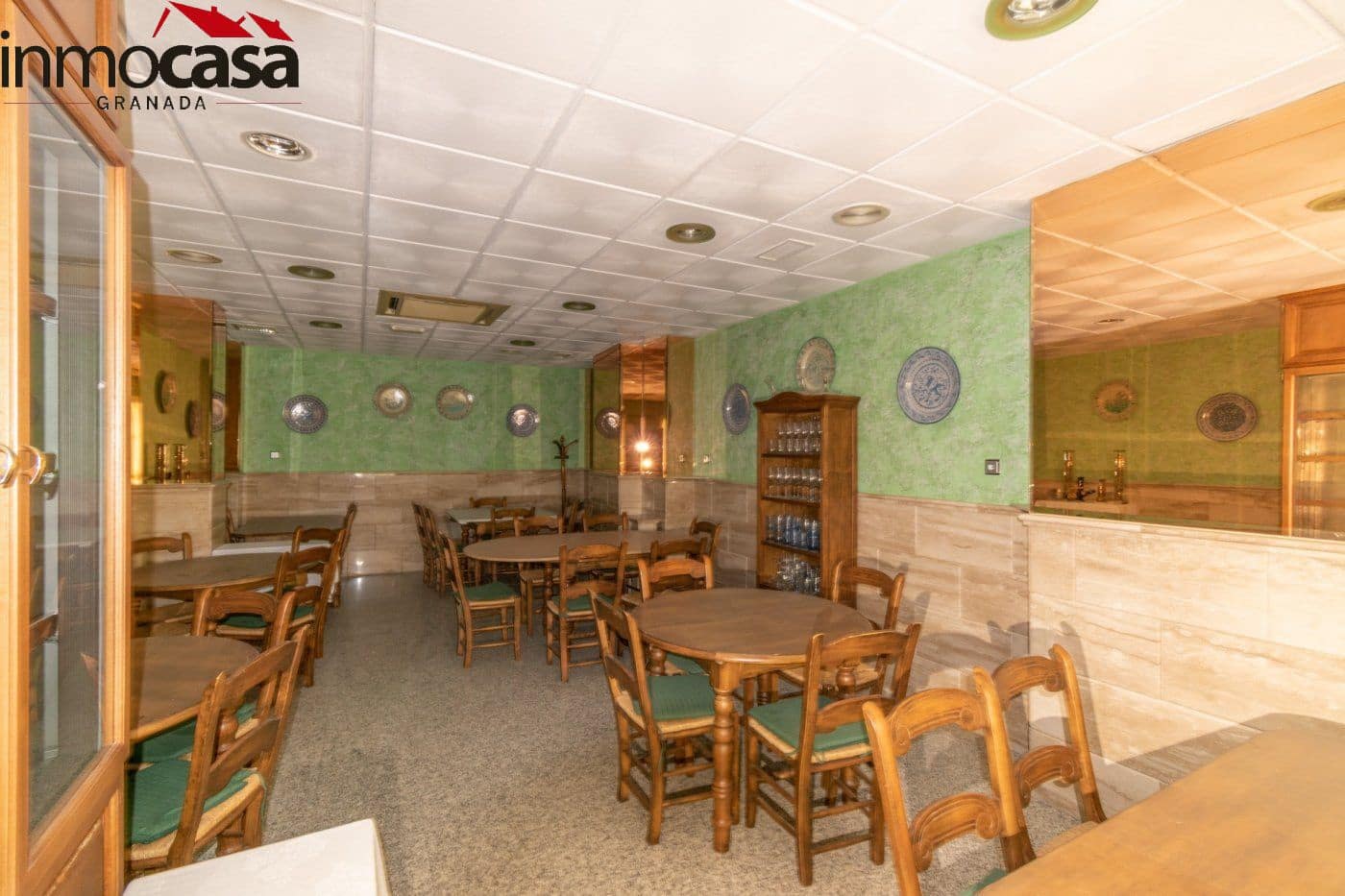 Erhverv til salg i Granada by - € 314.000 (Ref: 8162028)