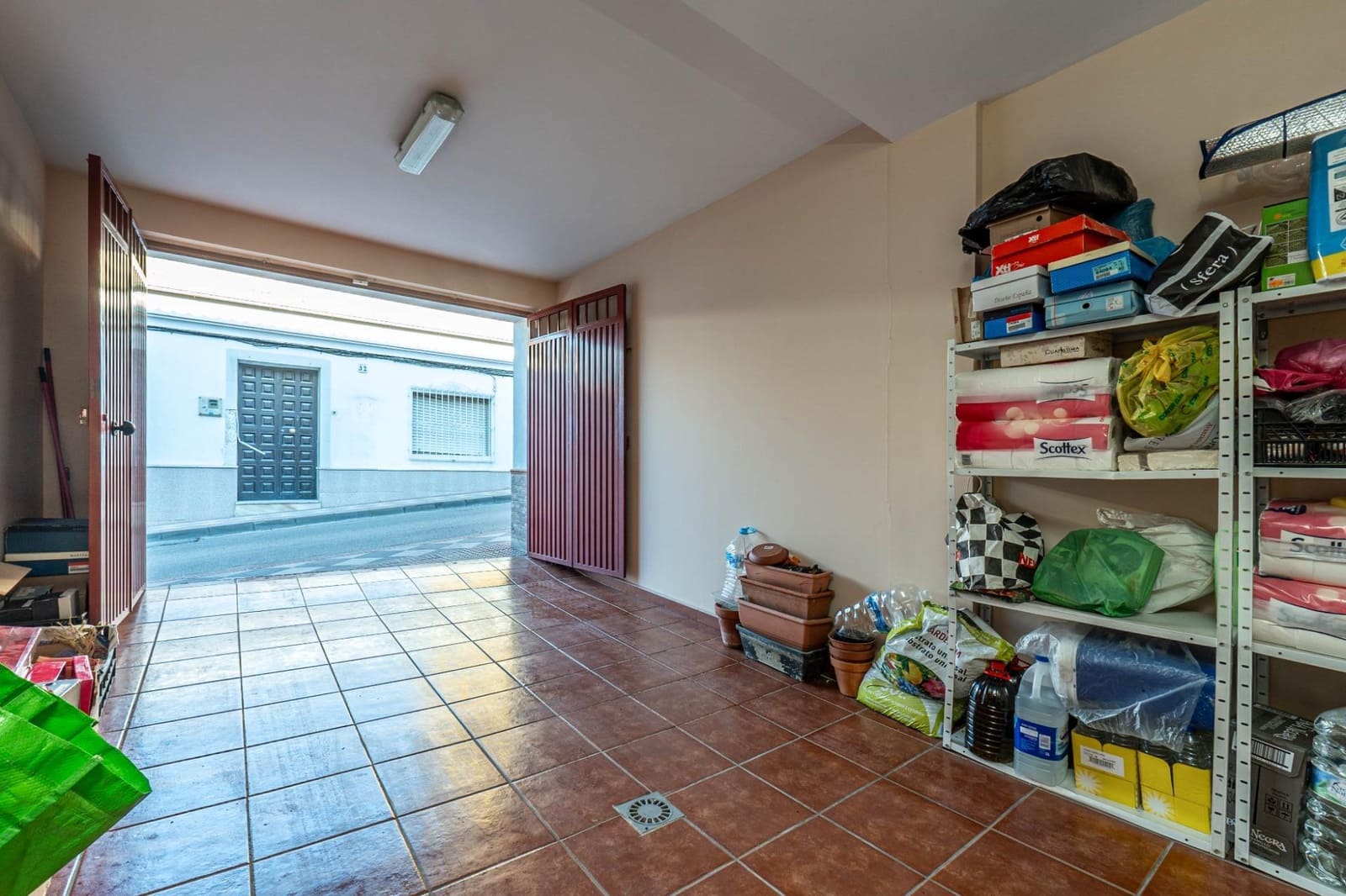 2 bedroom Townhouse for sale in Atarfe with garage - € 140,000 (Ref: 8162092)
