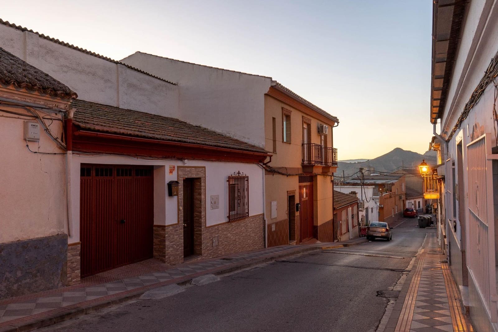 2 bedroom Townhouse for sale in Atarfe with garage - € 140,000 (Ref: 8162092)