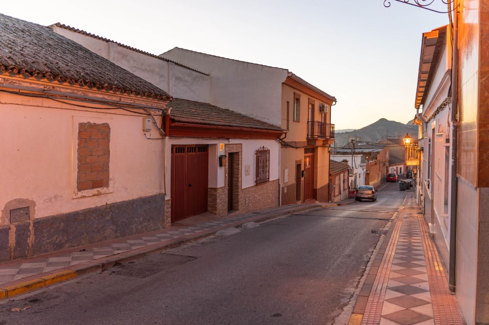 3 bedroom Townhouse for sale in Atarfe with garage - € 195,000 (Ref: 8162093)