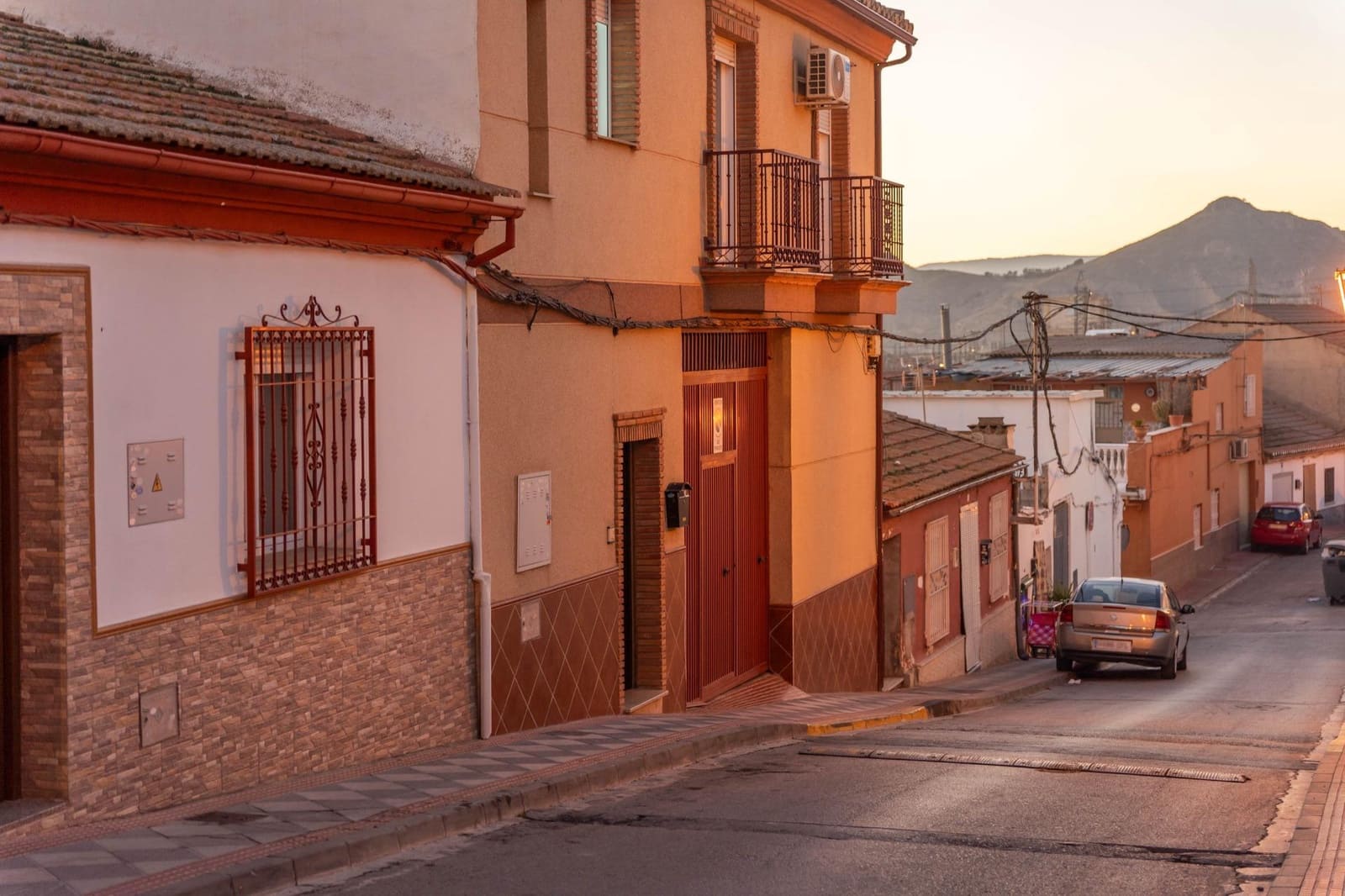 3 bedroom Townhouse for sale in Atarfe with garage - € 195,000 (Ref: 8162093)