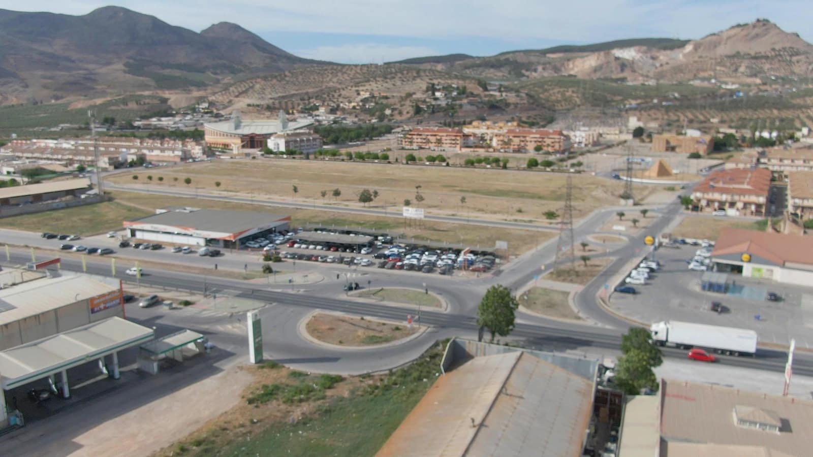 Bedrijf te koop in Atarfe met garage - € 840.000 (Ref: 8162097)