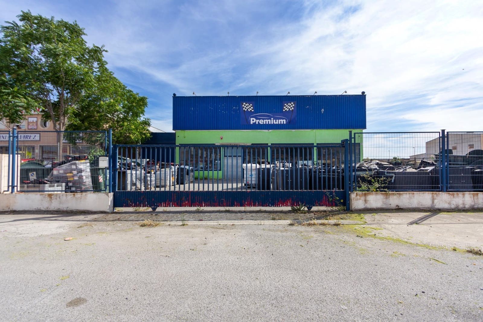 Bedrijf te koop in Atarfe met garage - € 840.000 (Ref: 8162097)