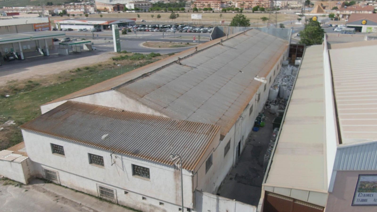 Bedrijf te koop in Atarfe met garage - € 840.000 (Ref: 8162097)