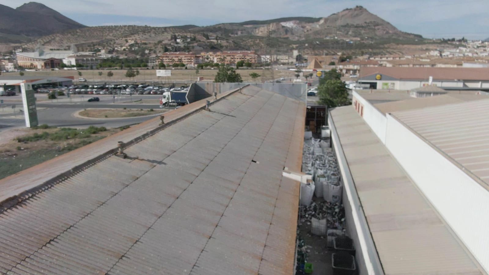 Bedrijf te koop in Atarfe met garage - € 840.000 (Ref: 8162097)