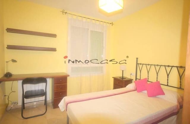 2 bedroom Flat for rent in Armilla with garage - € 700 (Ref: 8168867)